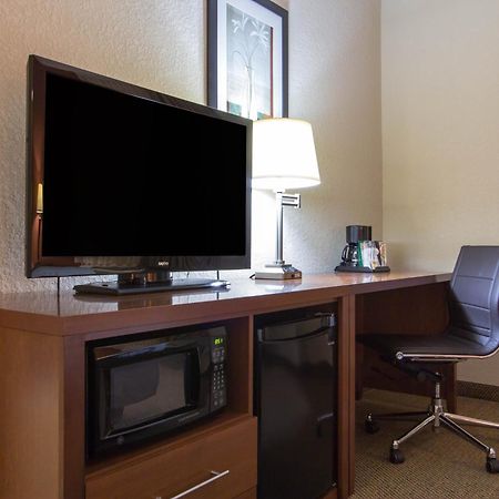 Comfort Inn & Suites Airport Convention Center North Charleston Exteriér fotografie